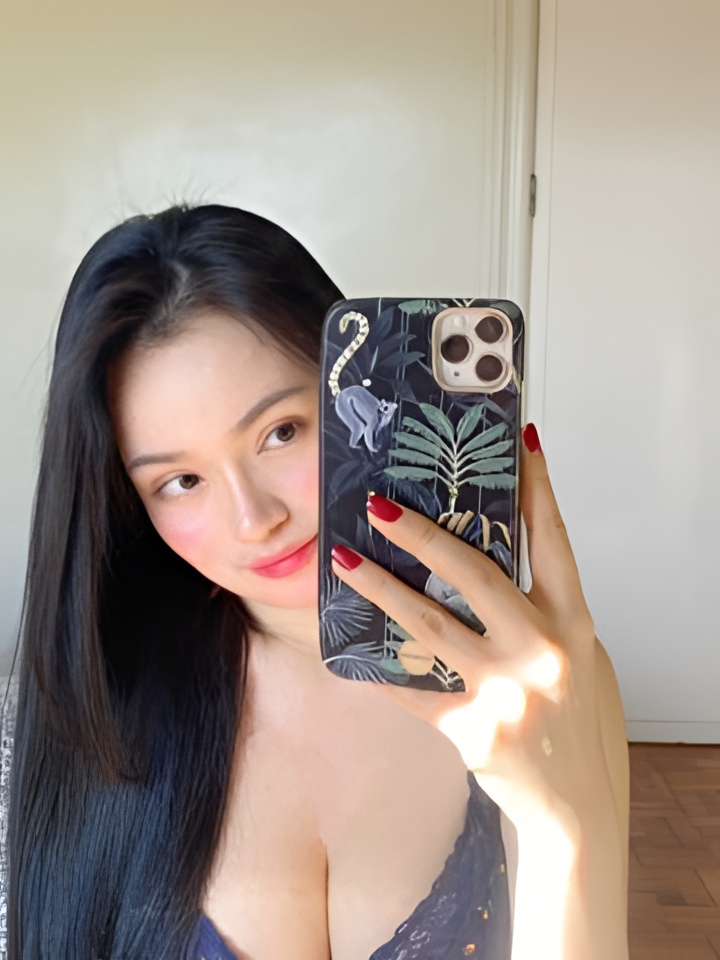 Анечка привлекальеная девушка из Кингисеппа цена от 4000 руб