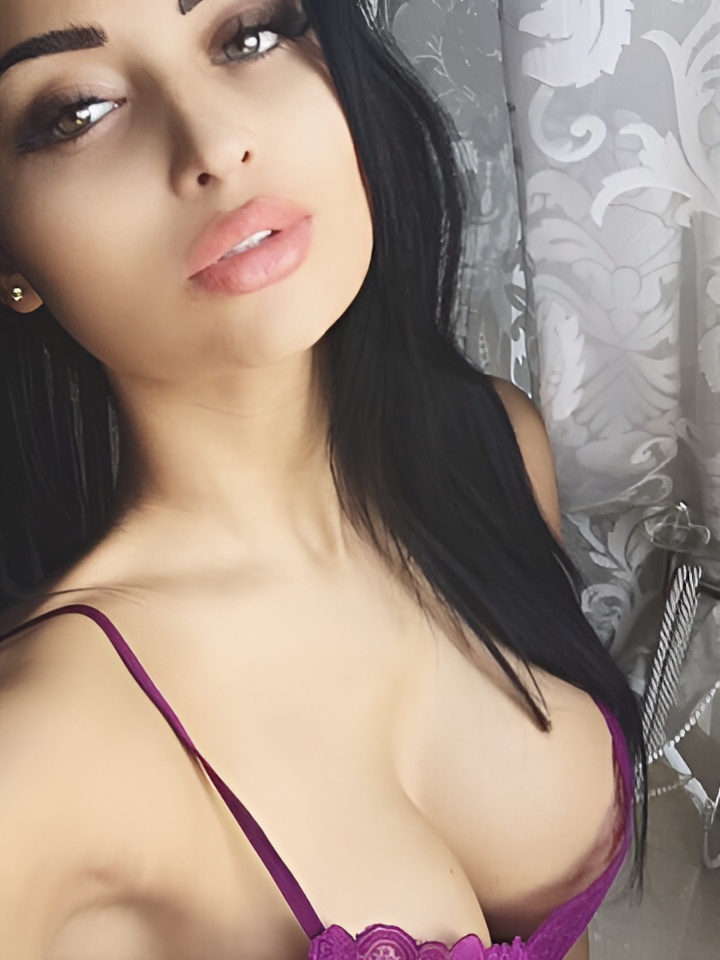 Евлалия привлекальеная девушка из Кингисеппа цена от 3000 руб