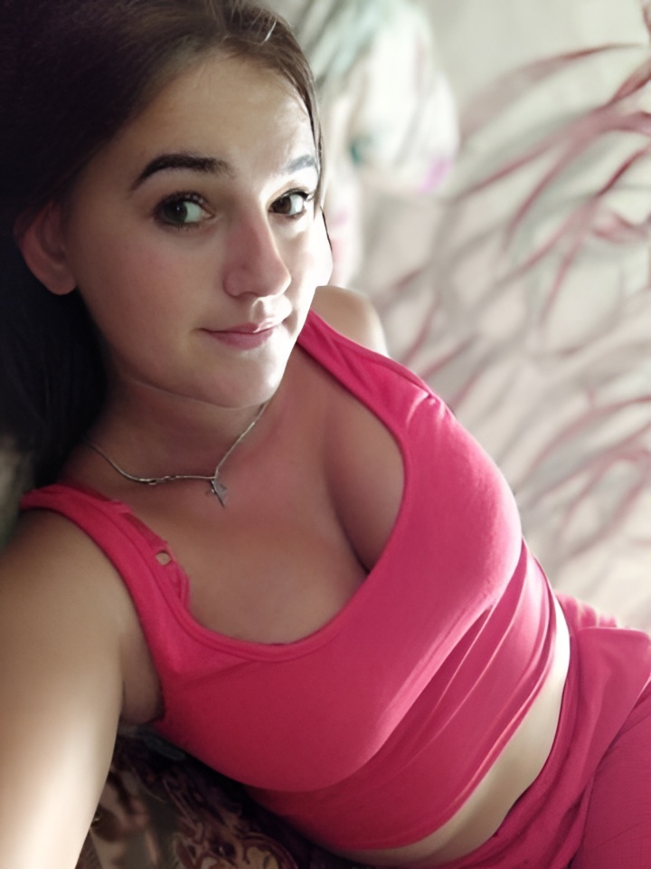 Хельга привлекальеная девушка из Кингисеппа цена от 2500 руб