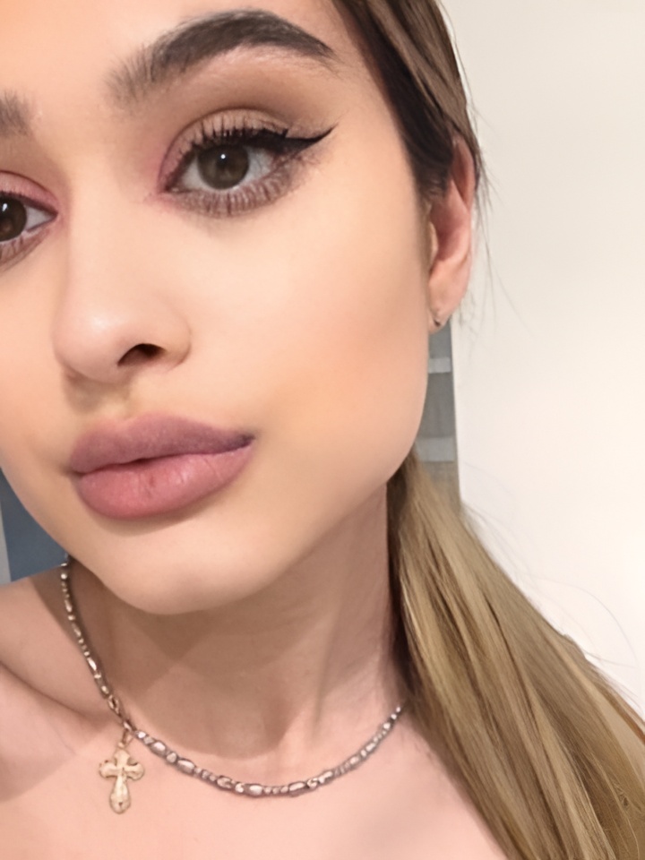 Марина привлекальеная девушка из Кингисеппа цена от 3000 руб