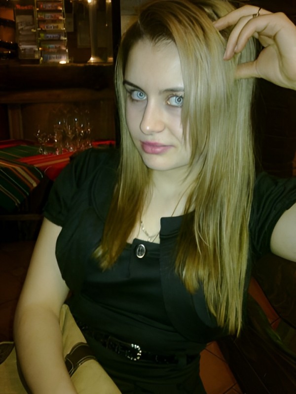 Эдита привлекательная девушка из Кингисеппа цена от 2000 руб