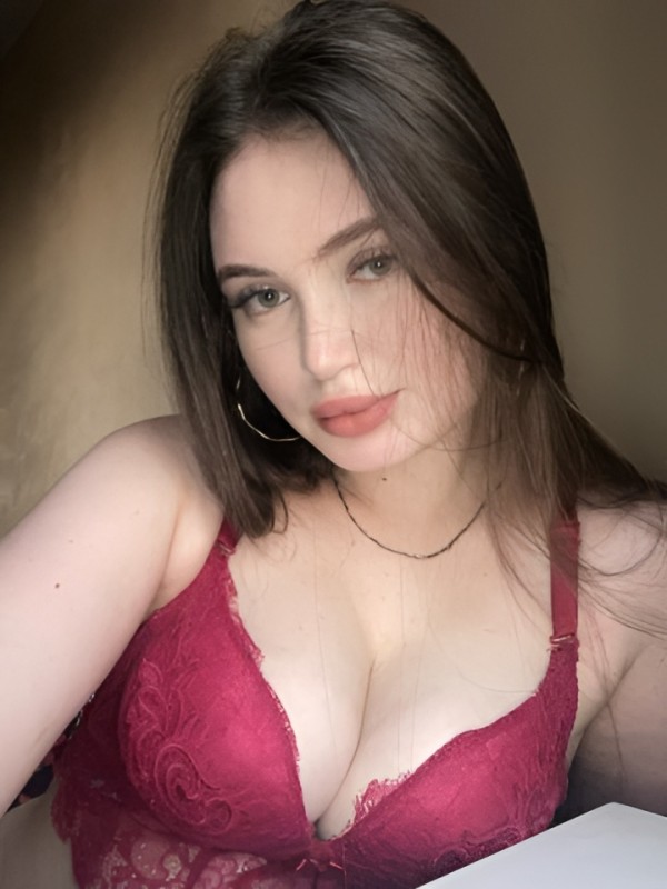 Майя привлекательная девушка из Кингисеппа цена от 1500 руб