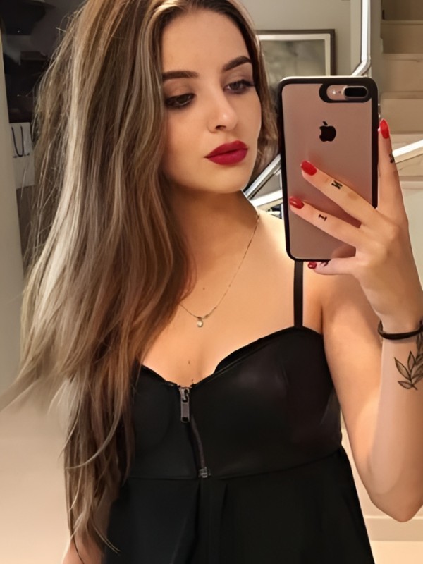 Снежанна привлекательная девушка из Кингисеппа цена от 1500 руб