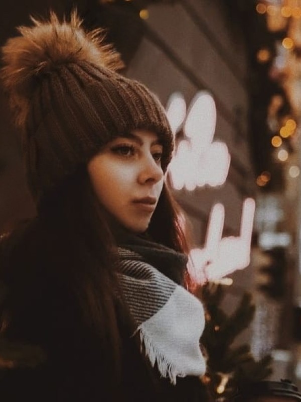 Карина привлекательная девушка из Кингисеппа цена от 3500 руб