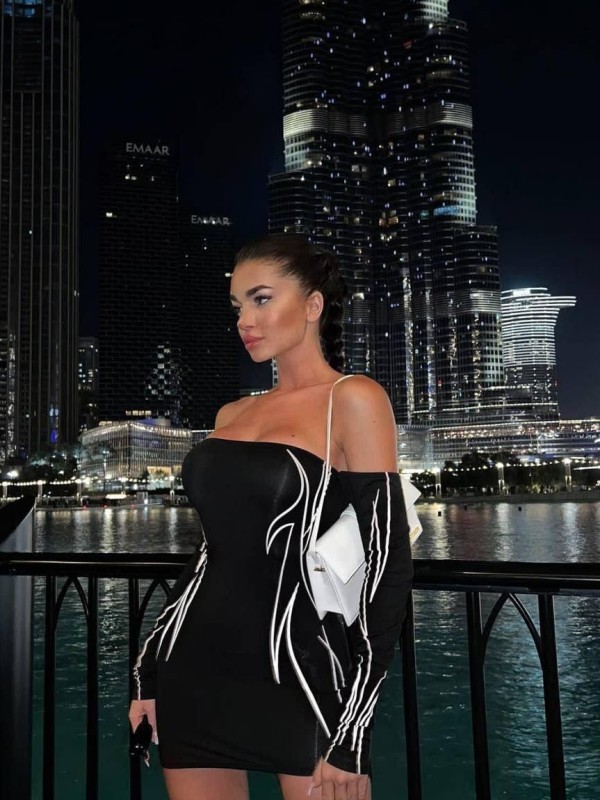 Светлана привлекательная девушка из Кингисеппа цена от 7000 руб